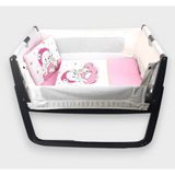 Set de lenjerie de pat Rainy pentru pătuț și leagăn mini, ursuleț de pluș roz