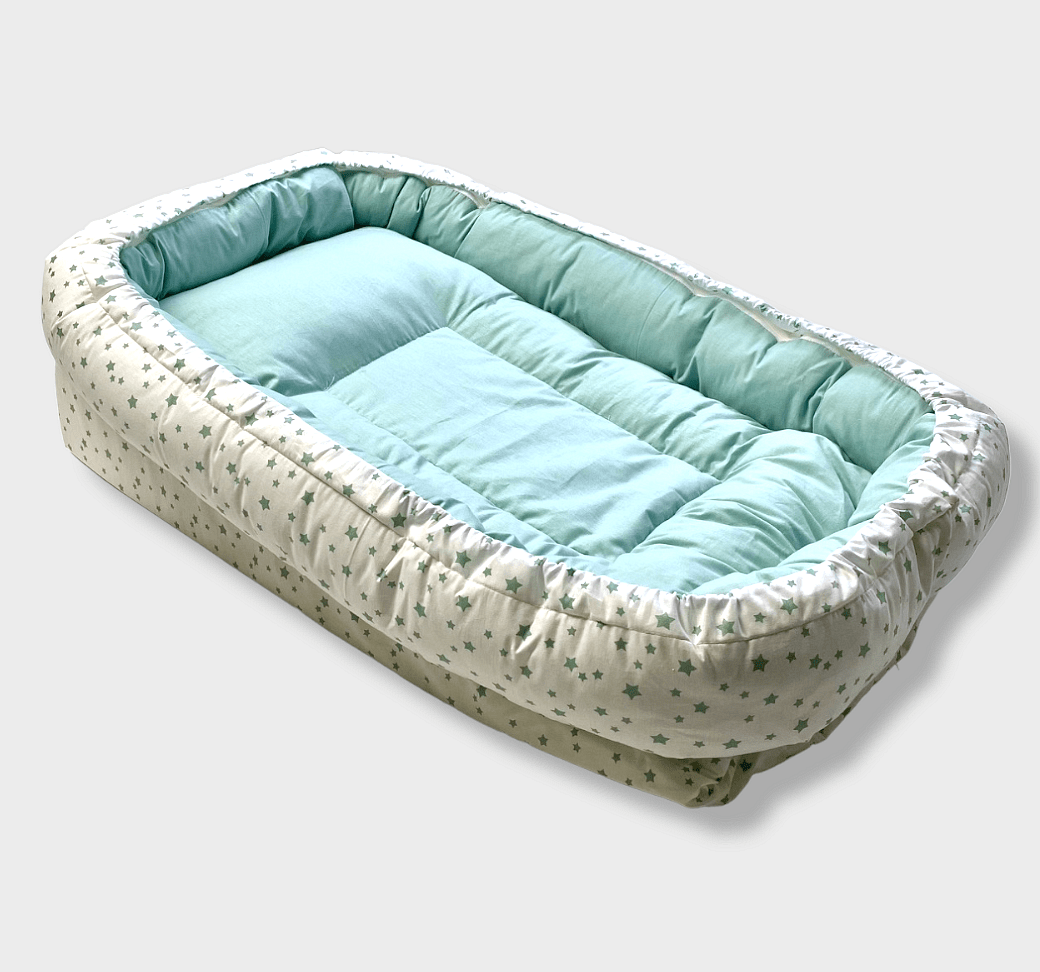 Cuib antireflux Rainy Baby pentru nou-născuți, cu stele de lux în mentă