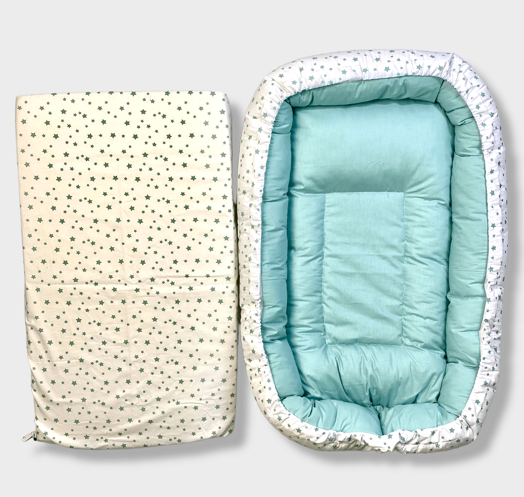 Cuib antireflux Rainy Baby pentru nou-născuți, cu stele de lux în mentă