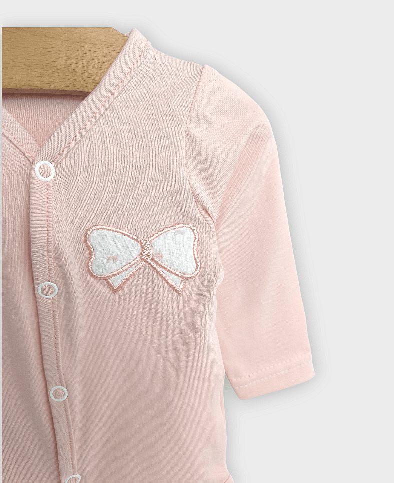 Body pentru bebeluși cu panglică și închidere frontală, 48-68 cm, roz