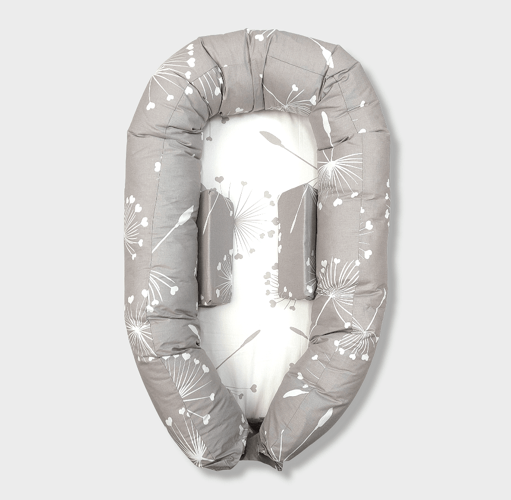 Cuib de bebeluși ploios cu limitatoare, păpădii maro