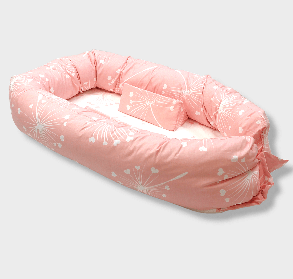 Cuib de bebeluși ploios cu limitatoare, păpădii roz