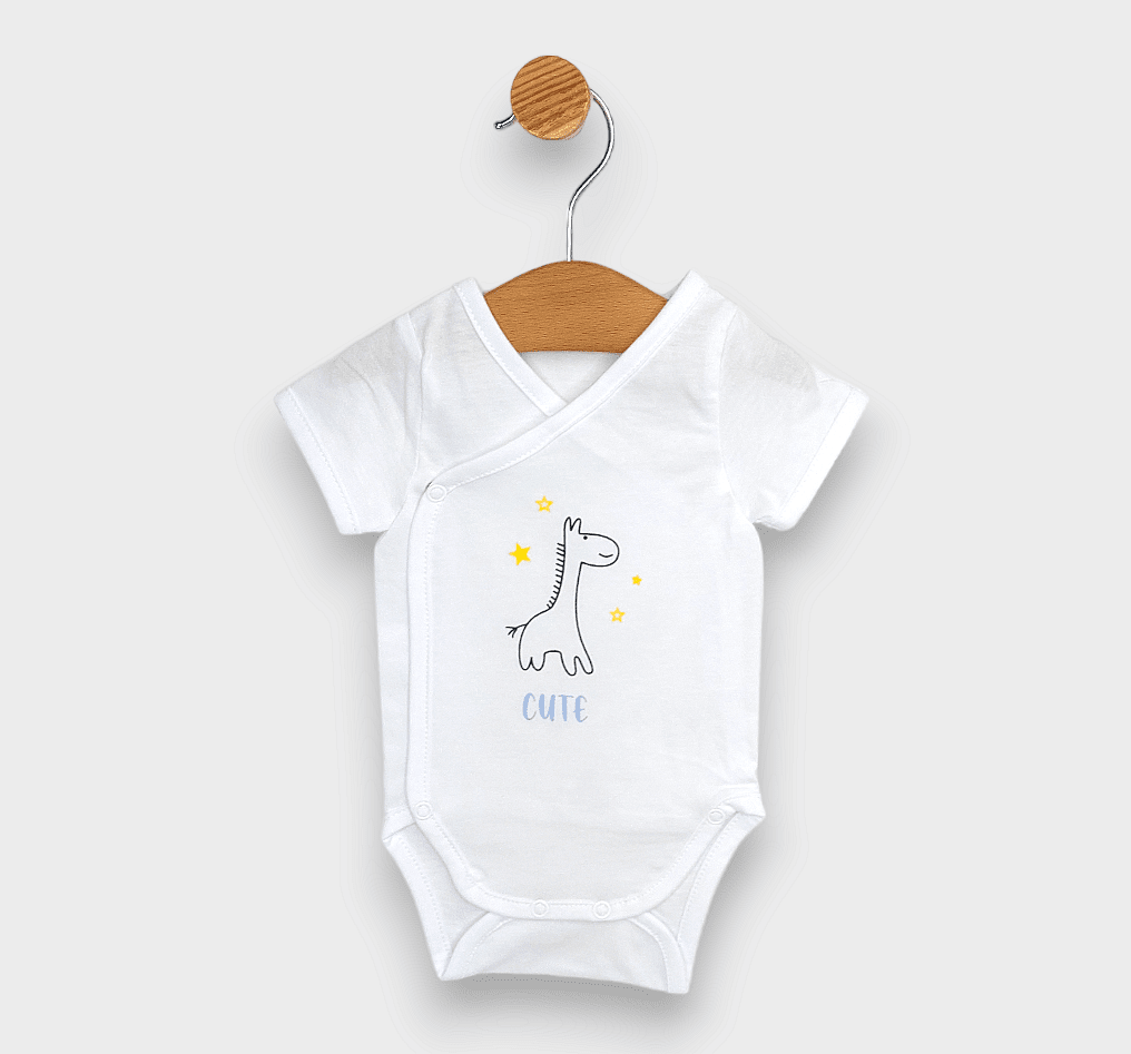 Детско Боди С Къс Ръкав Жирафче Cute 56 74 См. Rainy