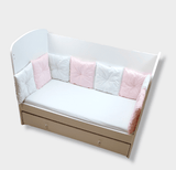 Обиколник За Бебешка Кошара 60х120 См. Тип Възглавнички Бял Розов Rainy