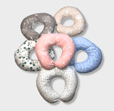 Rainy Възглавница За Кърмене Пеперуди