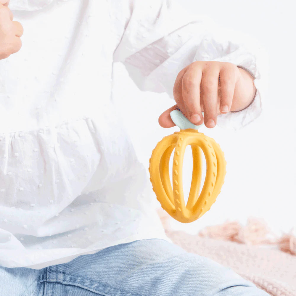 Бебешка Силиконова Гризалка Fresh Fruit Mustard Saro Baby