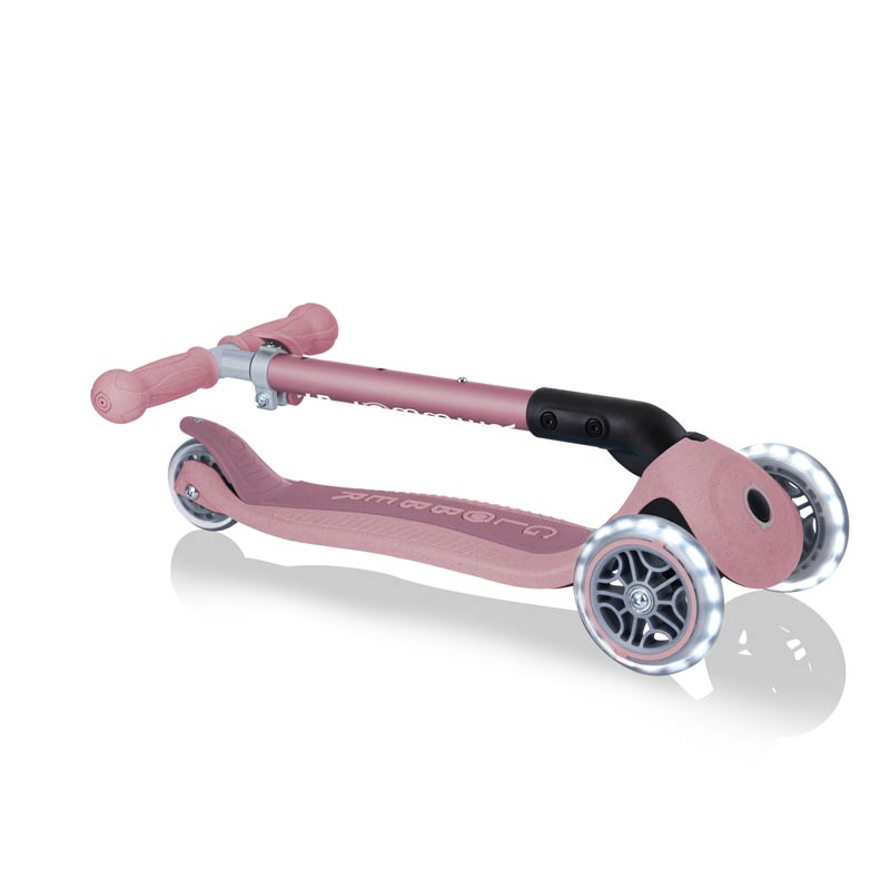 Сгъваема Еко Тротинетка С 3 Колела Junior Foldable Lights Ecologic Цвят Бери Globber