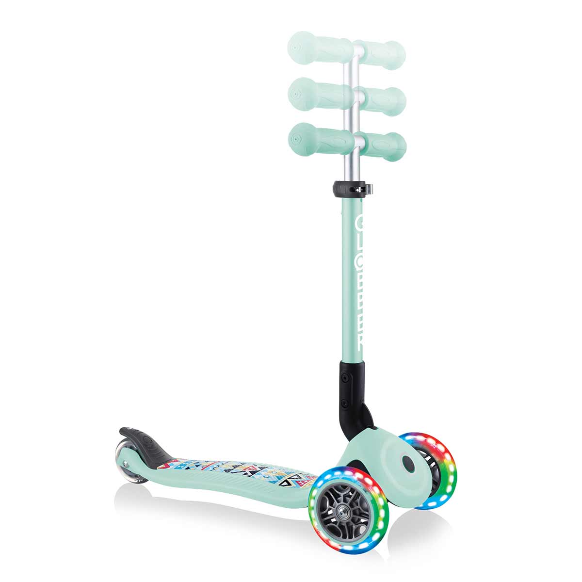 Сгъваема Тротинетка Със Светещи Колела Globber Junior Fantasy Lights Ментово Зелена --- BebeMama