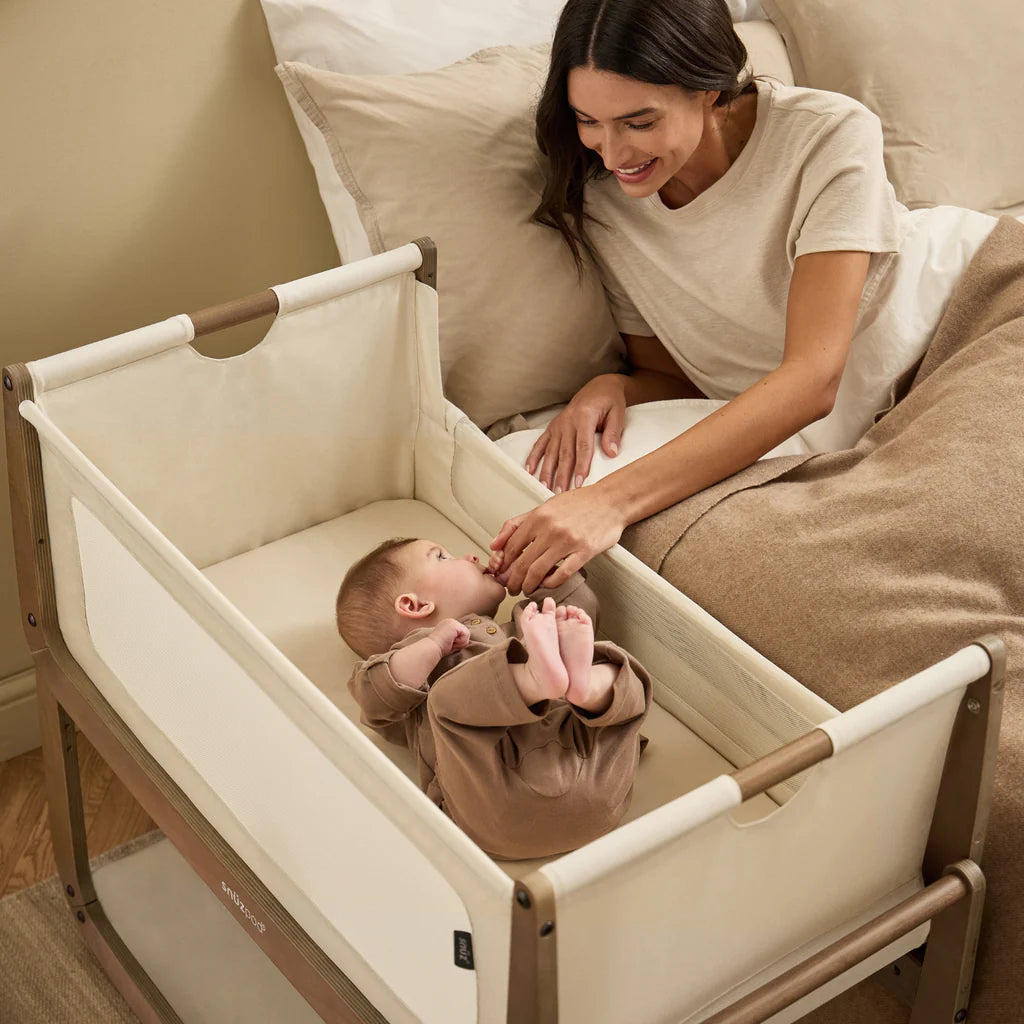 Snuzpod5 Walnut Snüz bababölcső