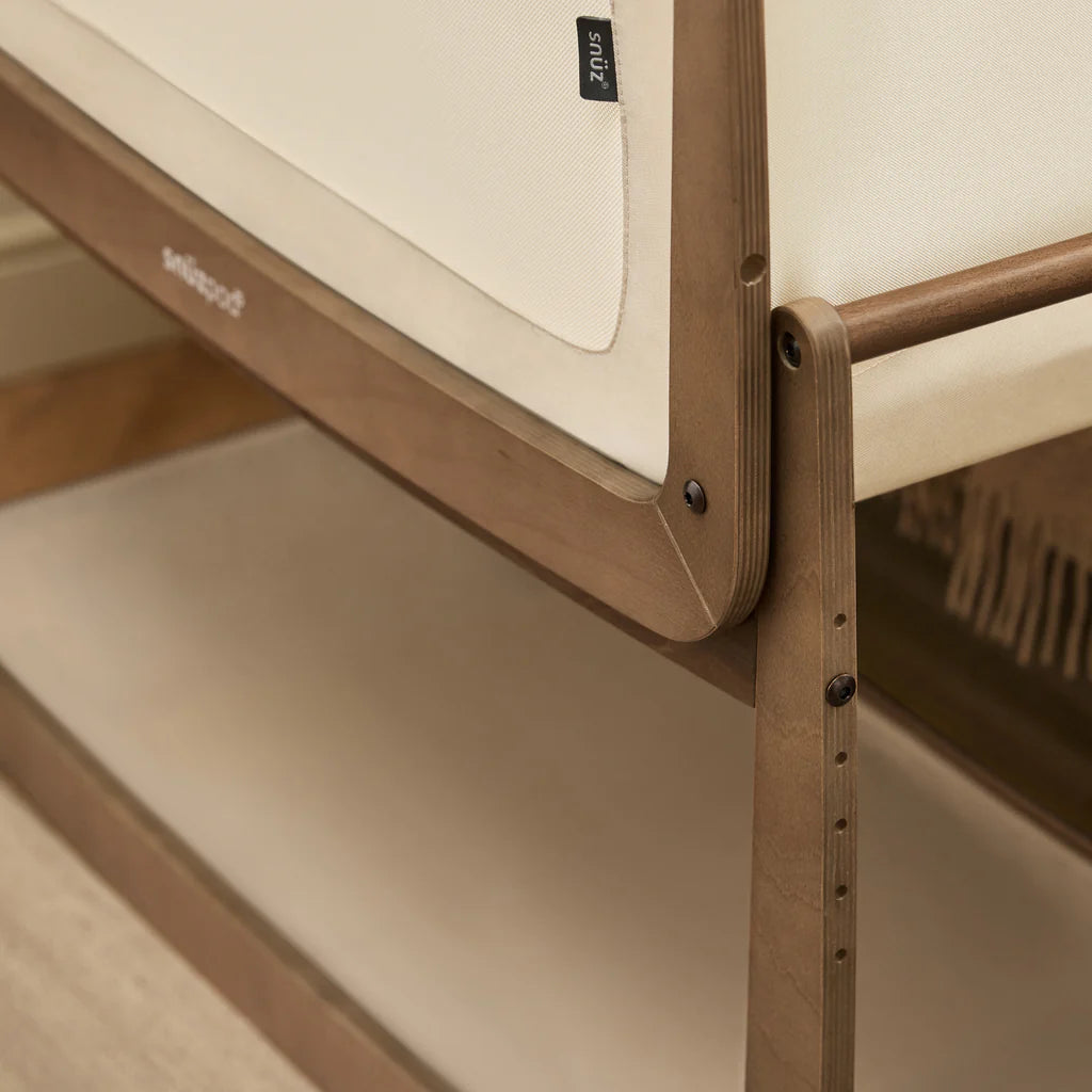 Snuzpod5 Walnut Snüz bababölcső