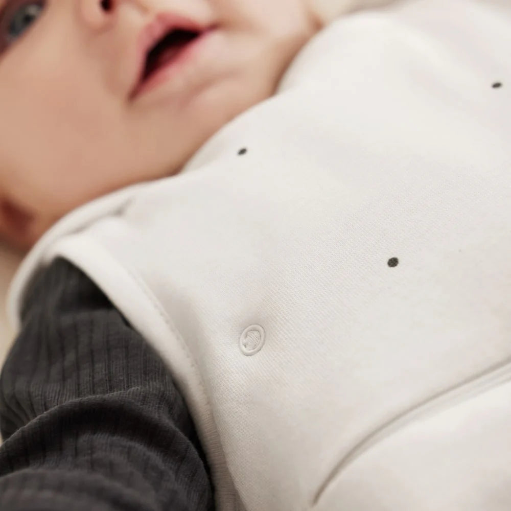 Зимен Спален Чувал Snuzpouch (0 6m.) White Dot, 2.5 Tog Snüz