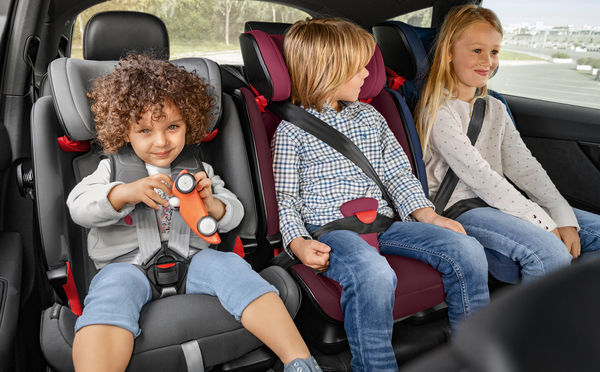 Столче За Кола Advansafix Iv R Britax Romer