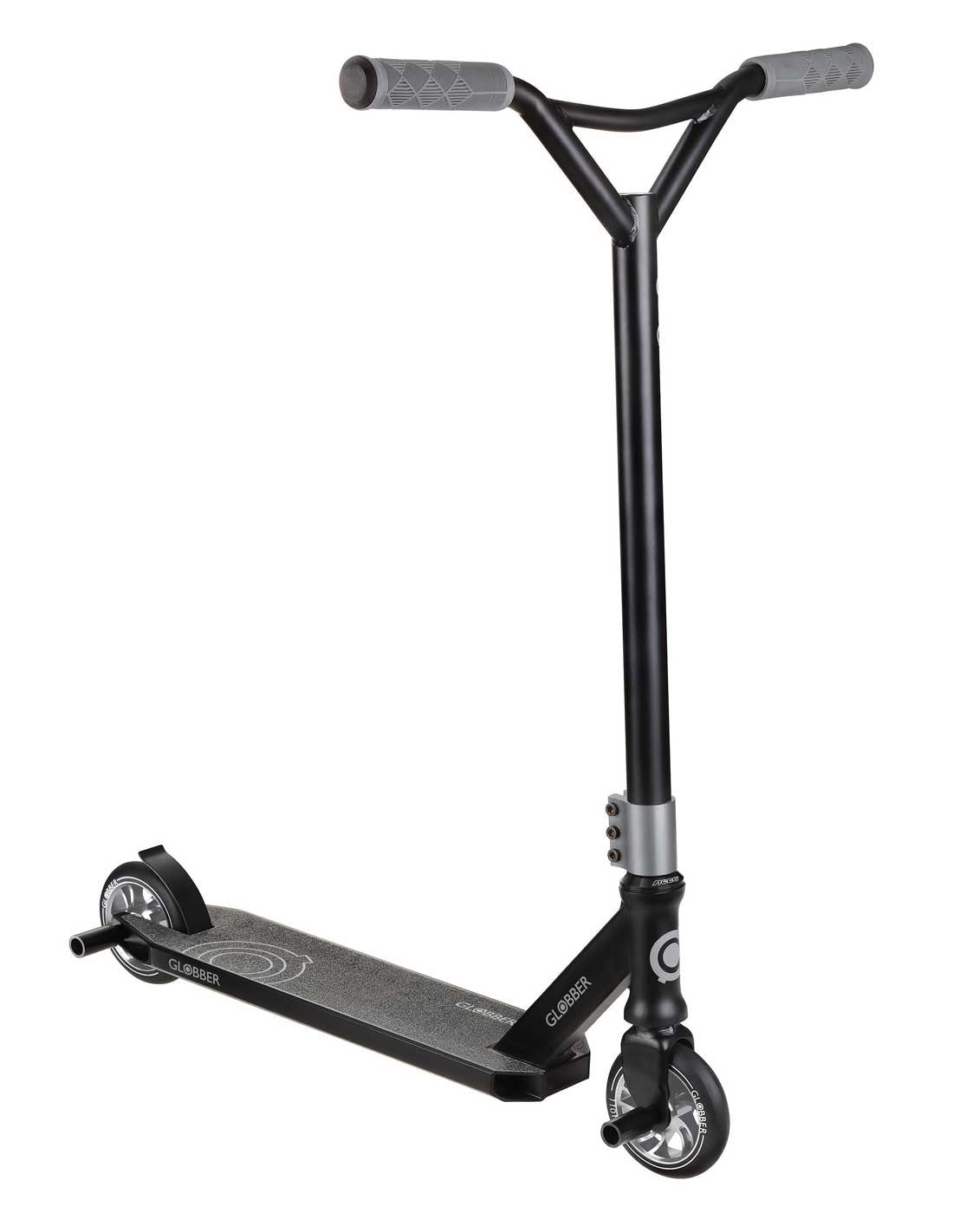 Тротинетка За Фристайл И Скачане Gs 720 - Черна / Сива - Тротинетки - Globber - BebeMama