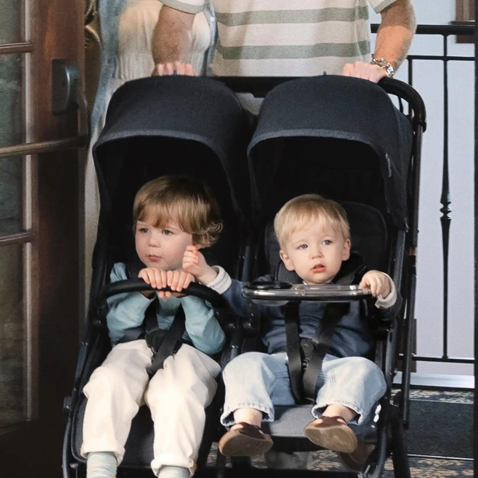 Поставка За Храна За Количка Minu Duo Snack Tray Uppababy