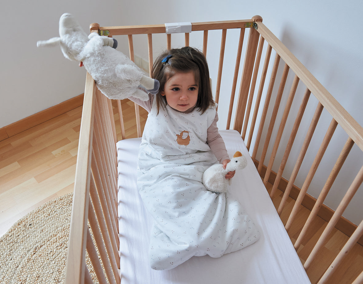 Спално Регулируемо Чувалче От 9-36 Месеца Малък Фермер Tineo --- BebeMama