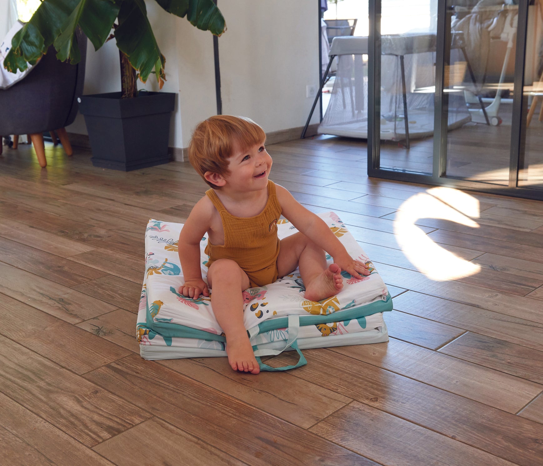 Интелигентна Постелка 3В1-Постелка За Игра Подвижен Матрак И Барбарон Jungle Tineo --- BebeMama