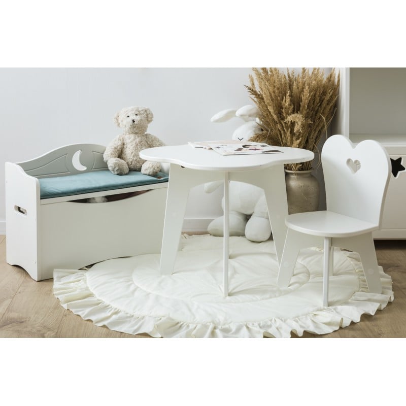 Детска Дървена Масичка С 2 Столчета --- BebeMama