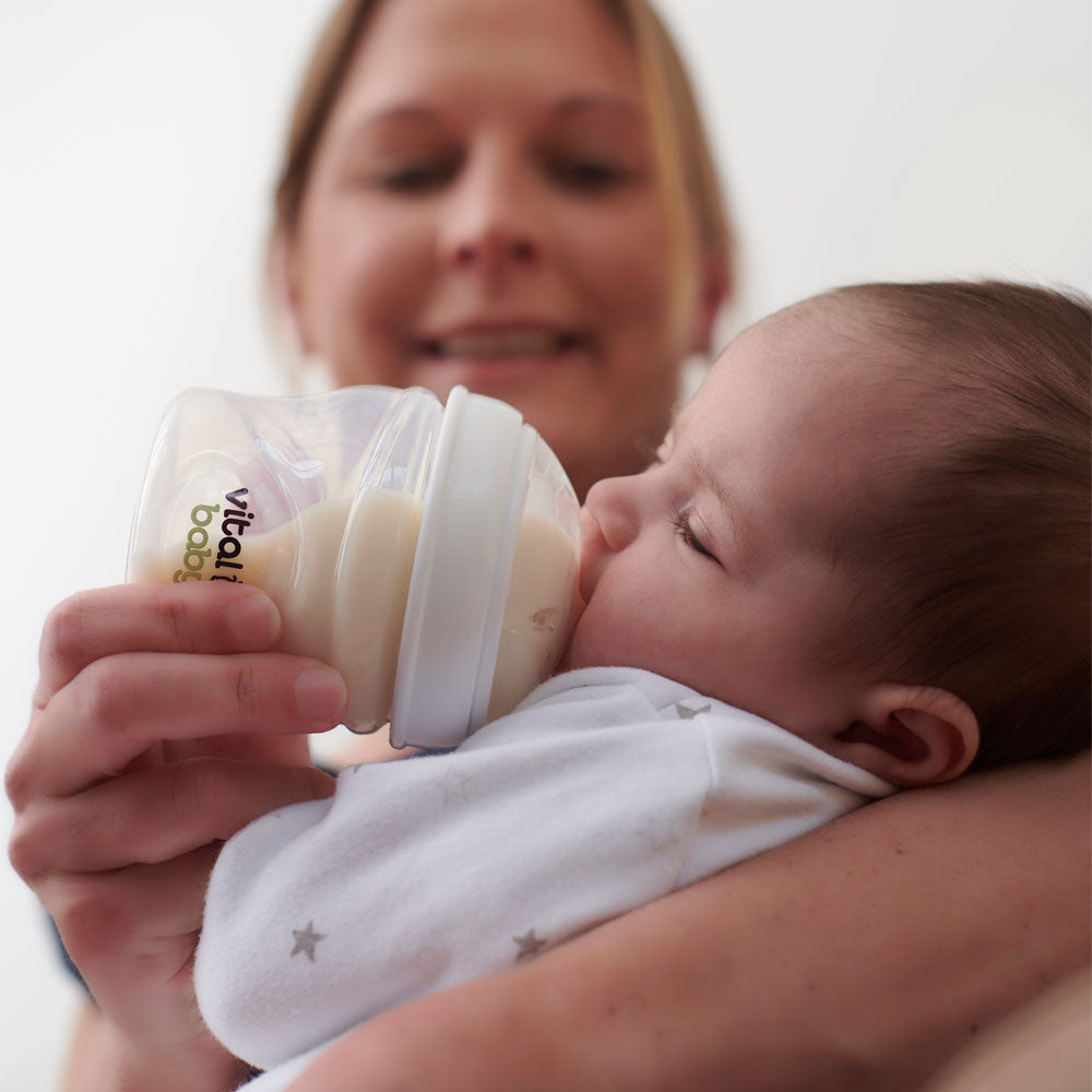 Шишета За Хранене Anti-Colic 150 Мл. 0+ Vital Baby --- BebeMama