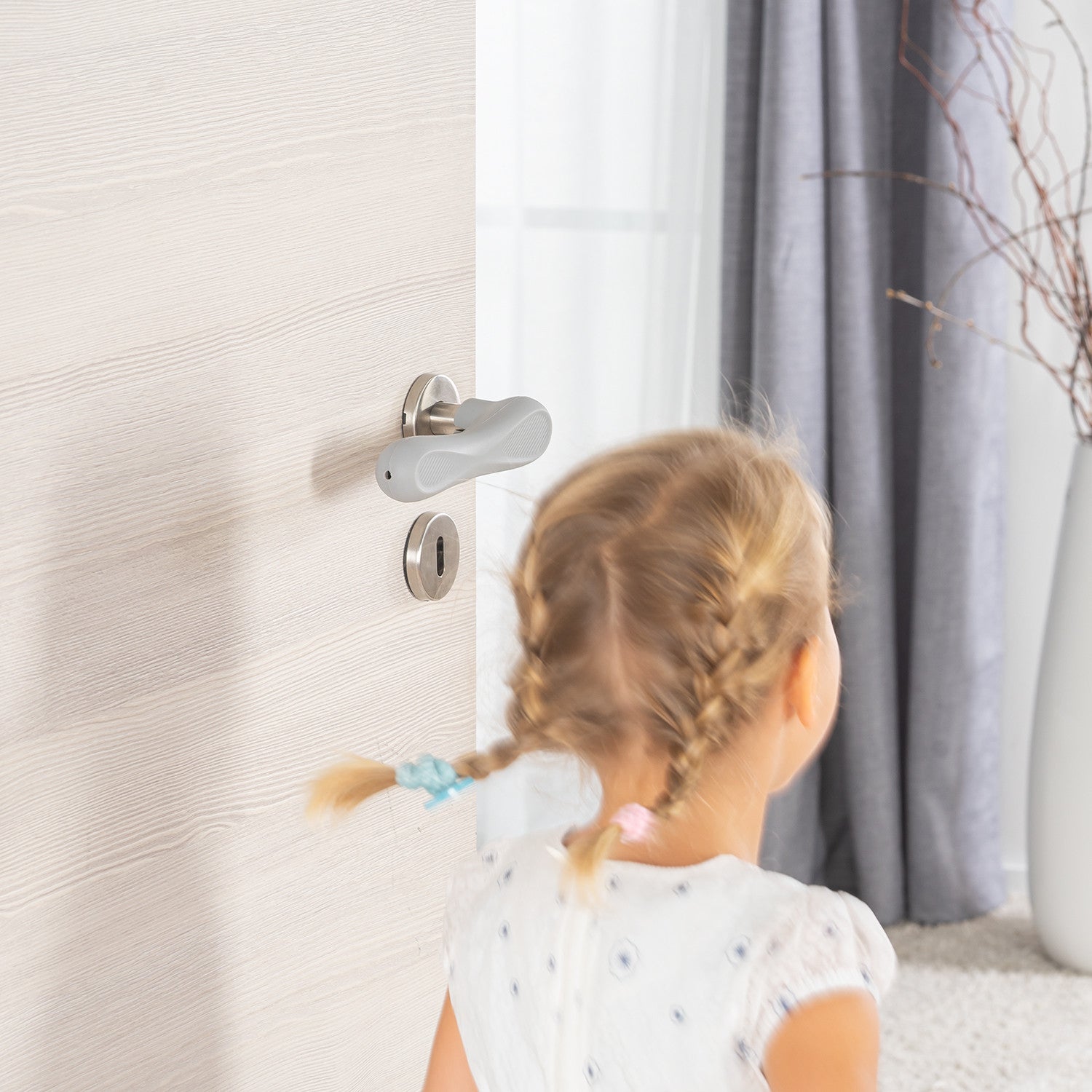 Протектор За Дръжка На Врата Reer 70071 --- BebeMama