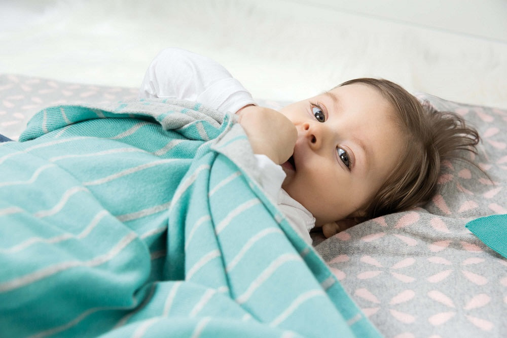 Одеяло Str. Light Grey 75 X 100 Cm --- BebeMama