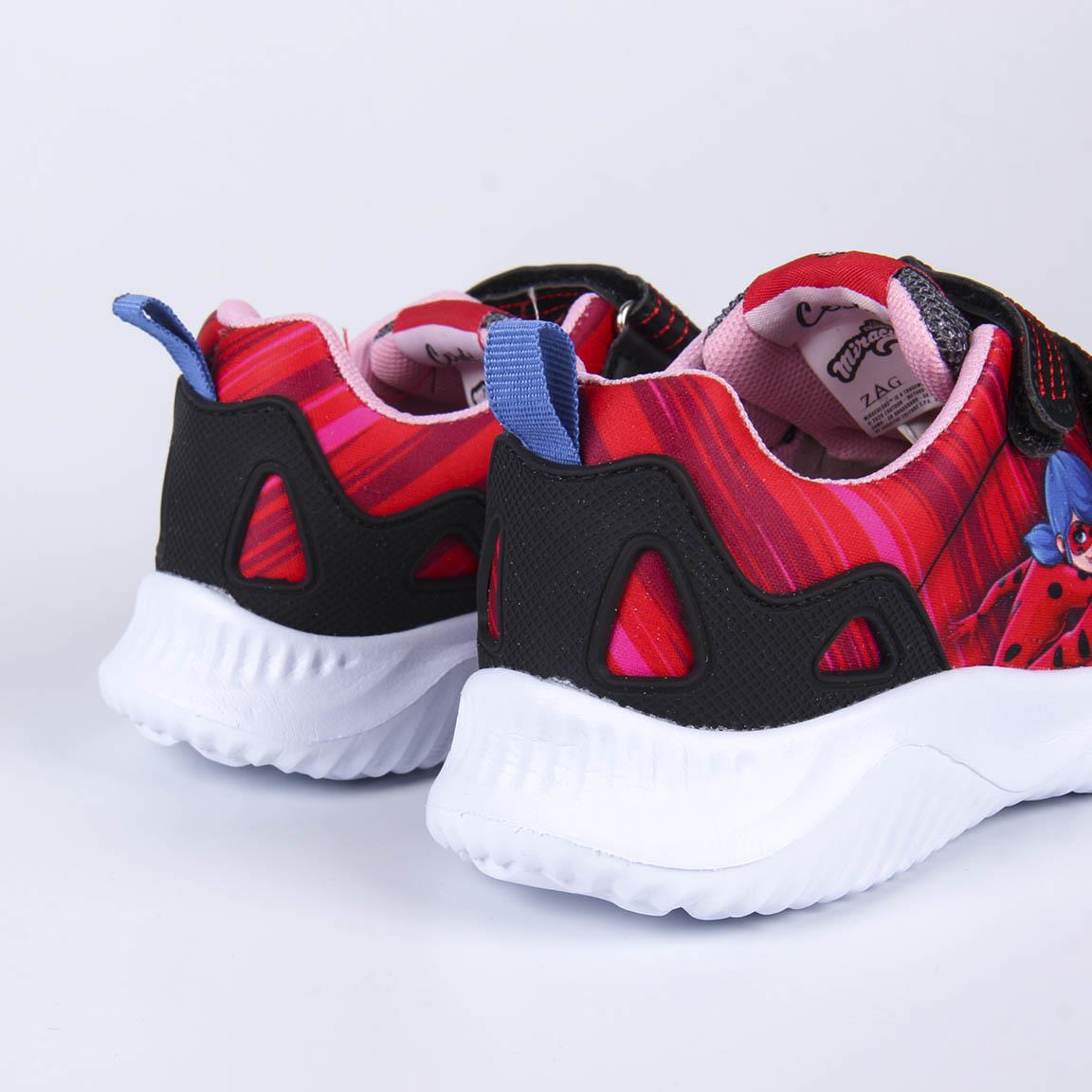 Маратонки С Лепки Lady Bug 33 --- BebeMama