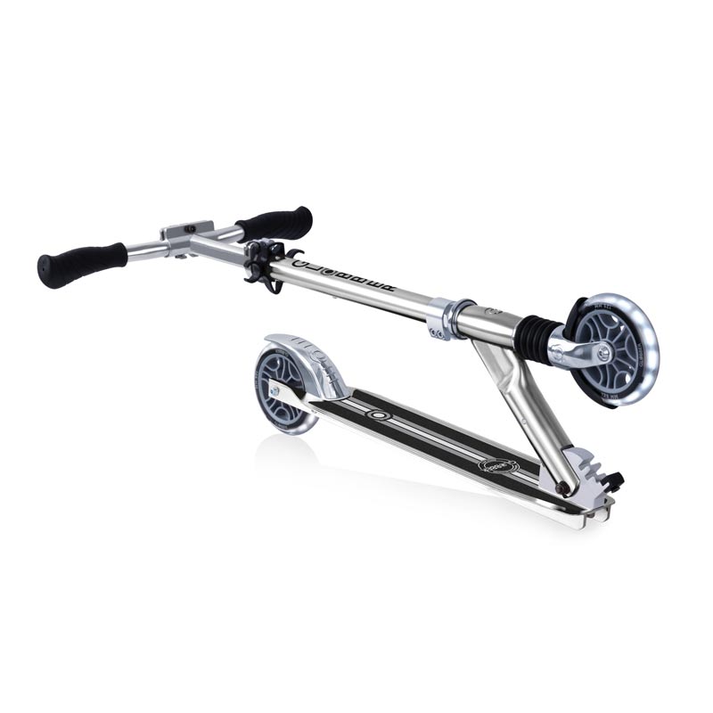 Алуминиева Сгъваема Тротинетка За Деца Flow Element Comfort Lights – Сребърна --- BebeMama