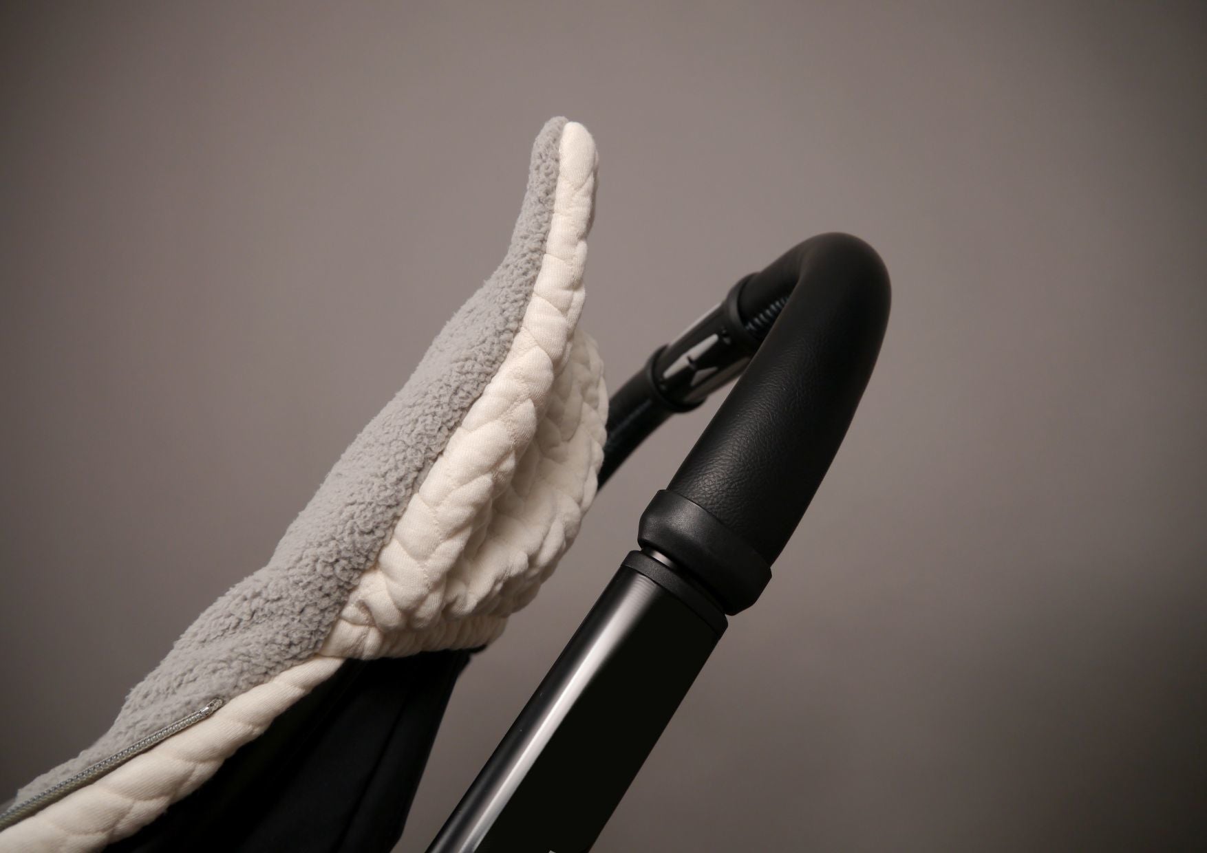 Чувалче Kaiser Knitty --- BebeMama