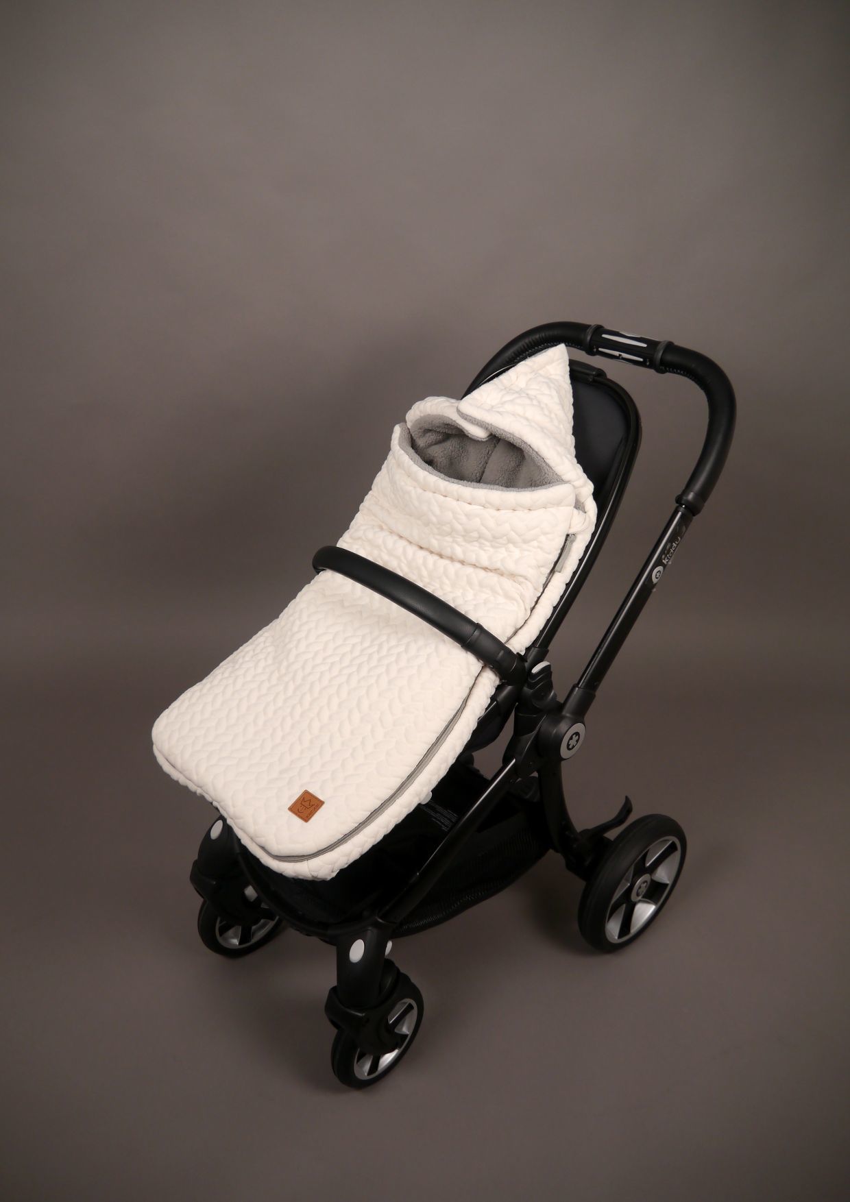 Чувалче Kaiser Knitty --- BebeMama