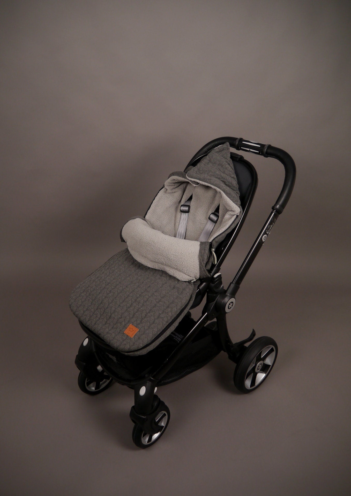 Чувалче Kaiser Knitty --- BebeMama