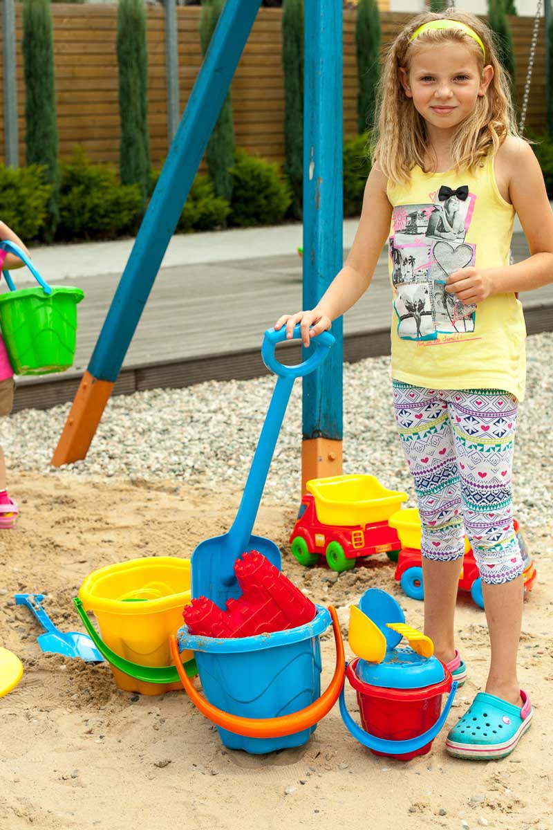 Голяма Лопатка За Игра С Пясък --- BebeMama