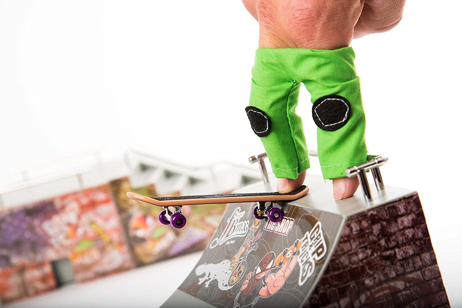 Играчка За Пръсти Skateboard, Тюркoаз --- BebeMama