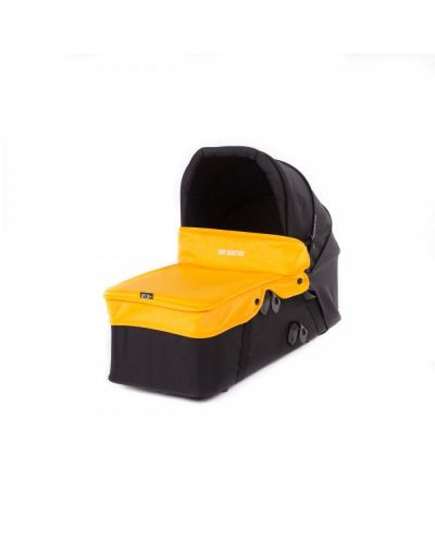 Покривало За Крачета За "Easy Twin"Mango - Зимни Чували - Baby Monsters - BebeMama