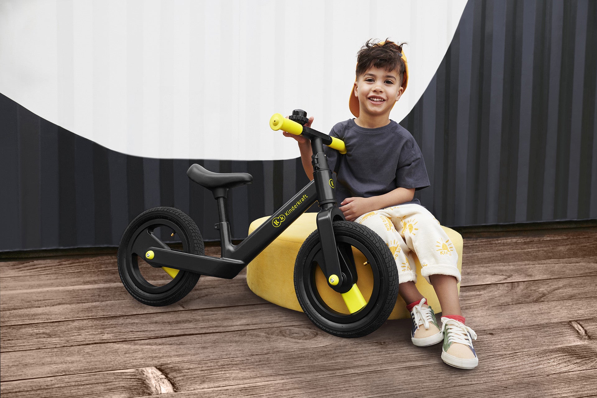 Колело За Баланс Kinderkraft Goswift, Розово --- BebeMama