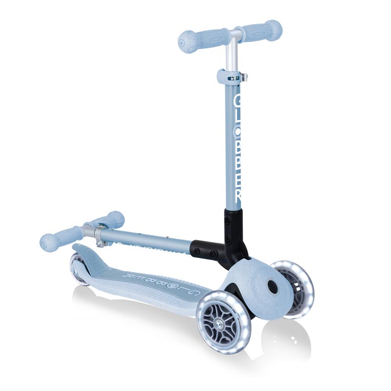 Сгъваема Еко Тротинетка С 3 Колела Globber Junior Foldable Lights Ecologic – Цвят Боровинка --- BebeMama