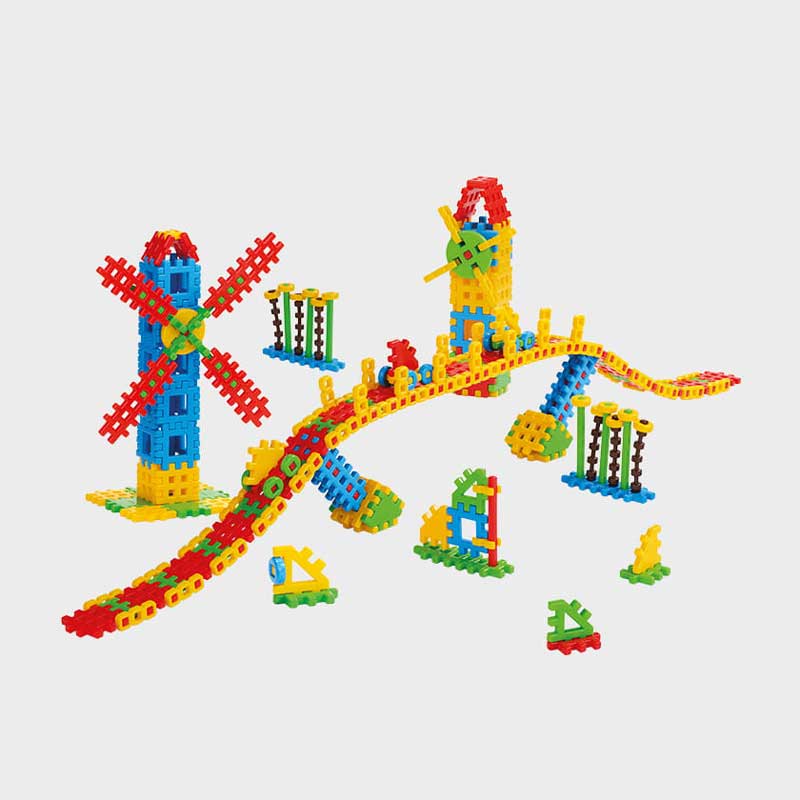 Вафлен Конструктор От 245 Части - Мост С Вятърници Мелници - Строители, Мозайки И Конструктори - Marioinex - BebeMama