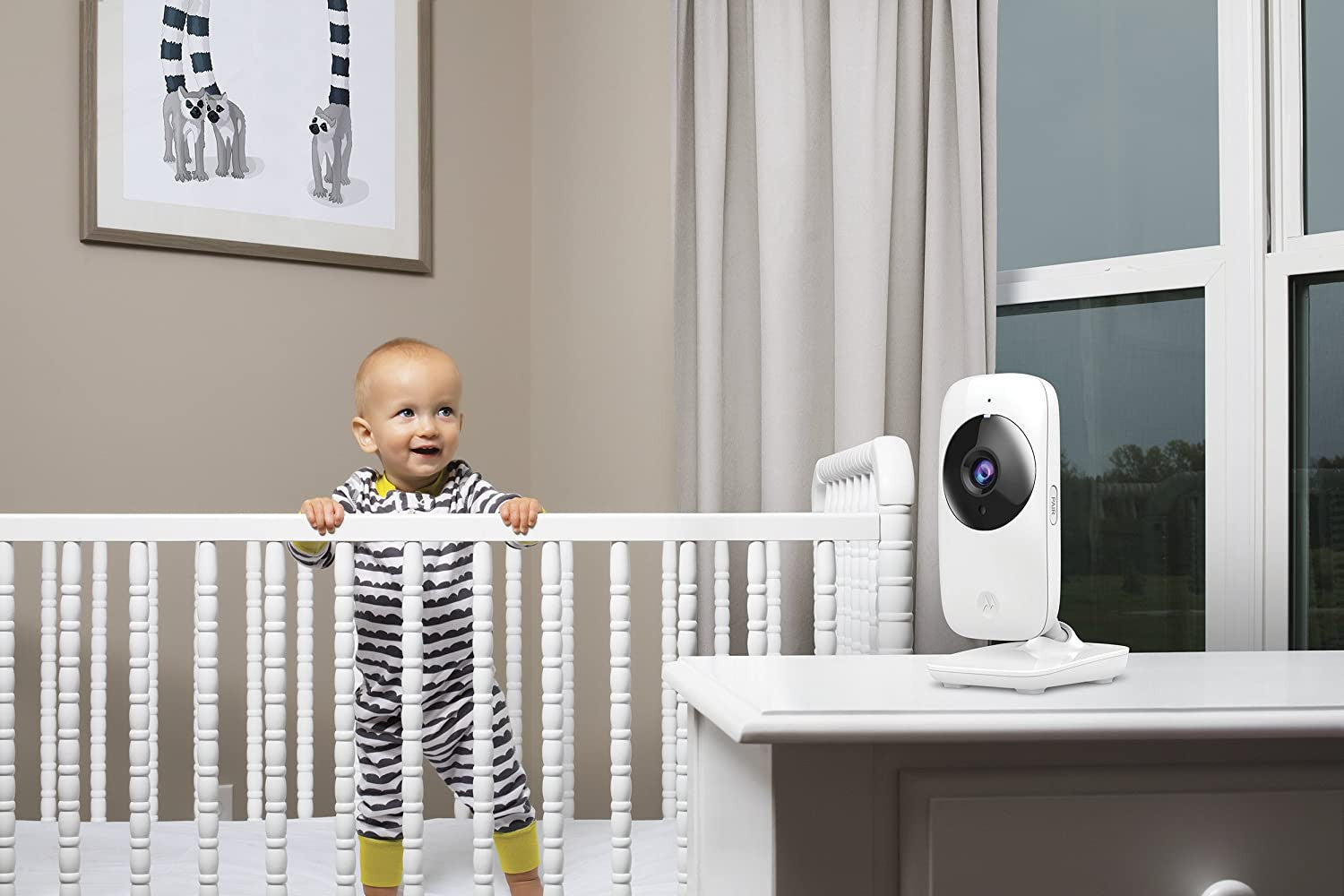 Видео Бебефон Motorola Vm481 --- BebeMama