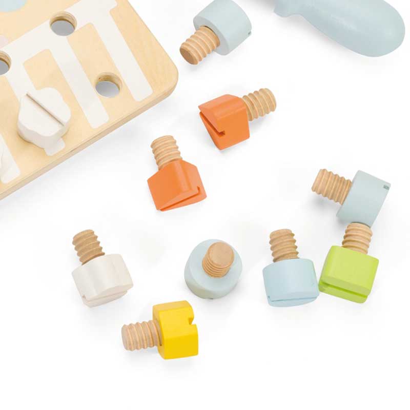 Забавна Дървена Дъска За Поставяне На Винтове С Аксесоари --- BebeMama