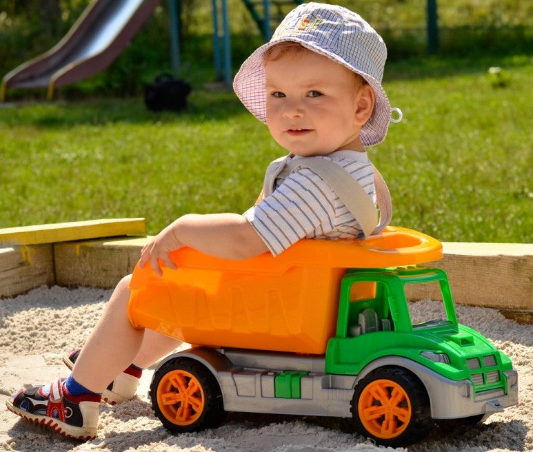 Камион Самосвал Повдигат Се Кабината И Гондолата 52Х28Х26 И Се Заключват --- BebeMama