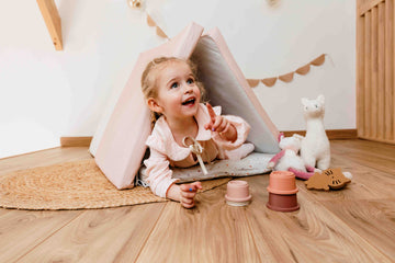 Интелигентна Постелка 5в1 Постелка За Игра, Подвижен Матрак, Барбарон, Тунел И Къща Сърца Tineo -  -  - BebeMama