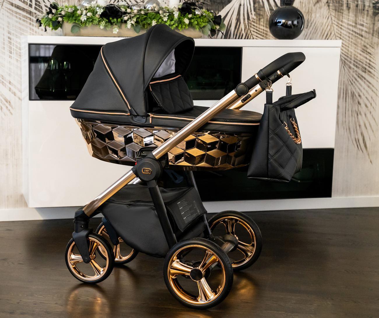 Бебешка Количка 3в1 Loretto Stars: 05 Adbor