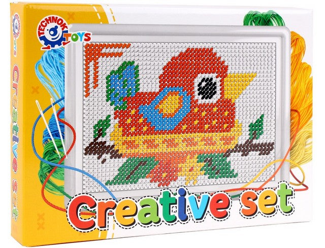 Set de planșe cu ață și ac și instrucțiuni grafice pentru broderie 29x21x4 cm