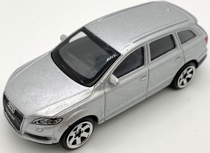 Mașină model metalic precisă 1:64 Audi Q7 cu amortizoare