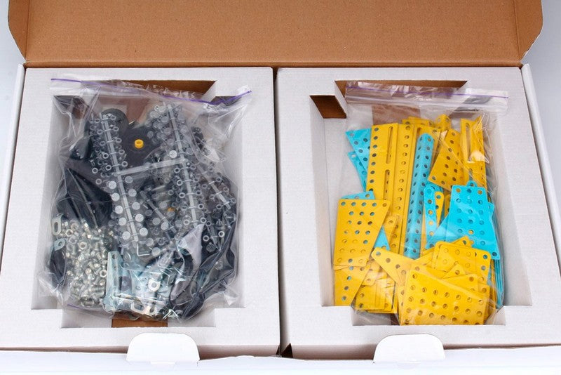 Метален Конструктор С Болтове Гайки Инструменти Модел На Най Големия Самолет В Света 1110 Части 49Х30Х5 --- BebeMama