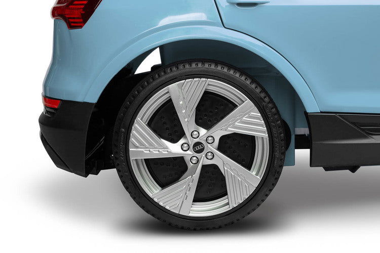 Акумулаторен Автомобил Audi Etron Spоrtback Син Caretero Toyz --- BebeMama