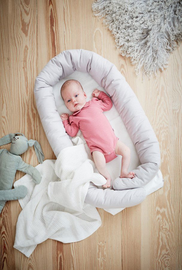 Babydan - Възглавница Cuddle Nest --- BebeMama