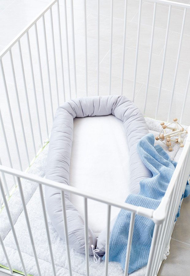 Babydan - Възглавница Cuddle Nest --- BebeMama