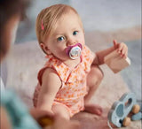 Philips Avent Залъгалки - Ultra Air Animals + Стерил.Кутия (6-18М) Момиче Слон/Пингвин --- BebeMama