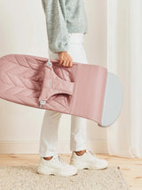 Бебешки Шезлонг Bliss Dusty Pink (petal Quilt, Woven) Babybjörn