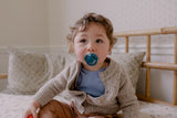 De Lux Силиконов Биберон 2 Бр. (0 3 Г.) Iron Baby Blue Bibs