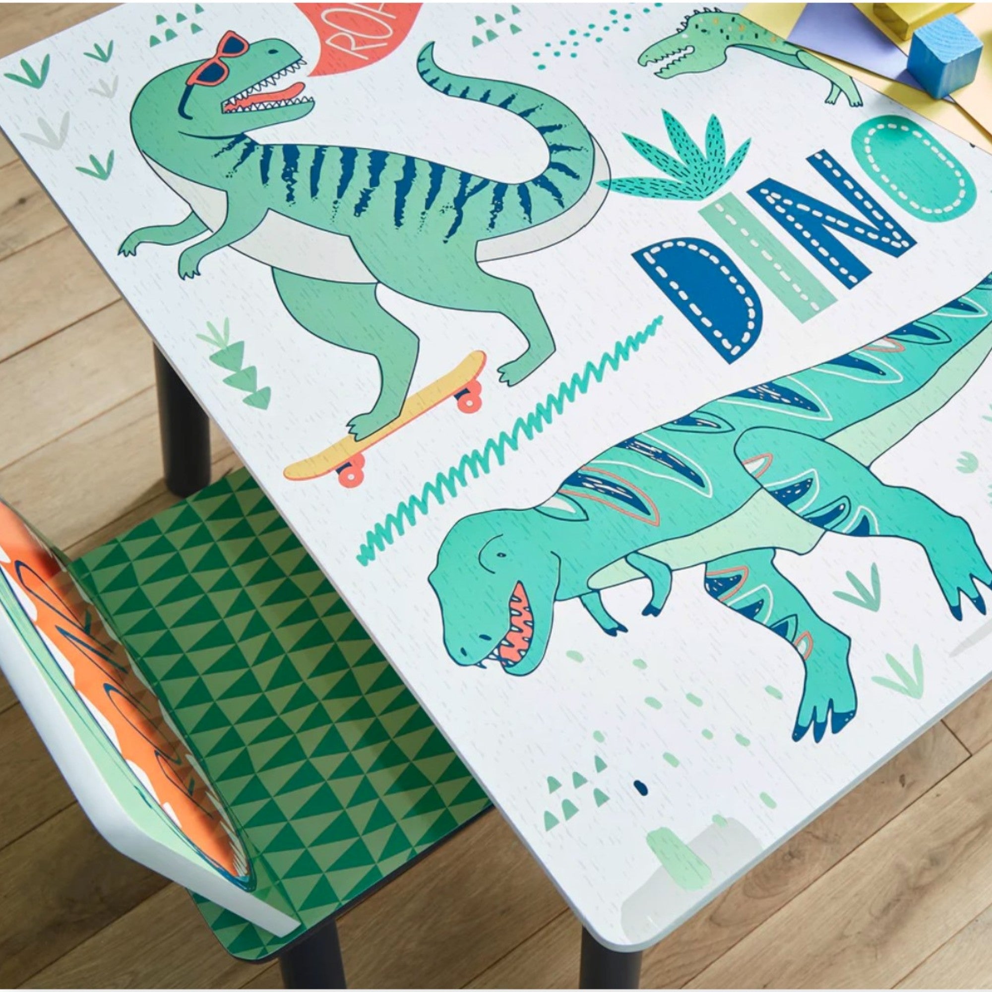 Детска Маса Със Столчета Ginger Home За Рисуване, Игра, Хранене, Дървена, Dinosaur